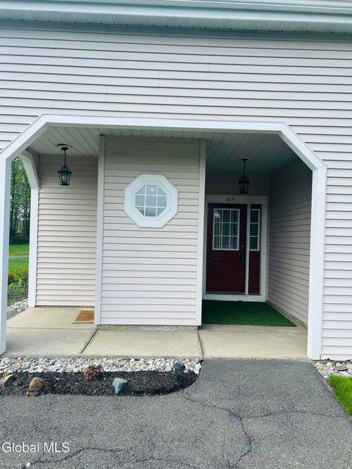 413 Diamond Rock Cir, Troy, NY, 12182-1668 | Card Image