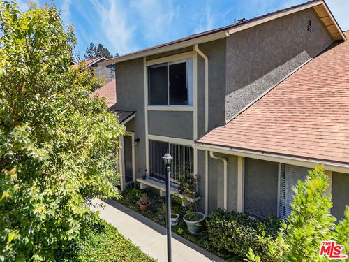 2680 La Paloma Cir, Thousand Oaks, CA, 91360-1543 | Card Image