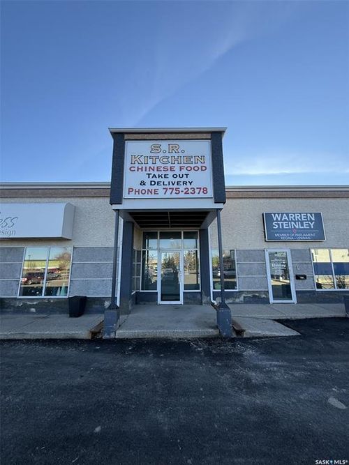 6843 Rochdale Blvd, Regina, SK, S4X2Z2 | Card Image