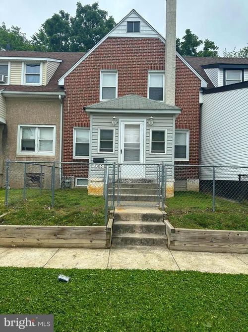 1106 Sterling Ave, MARCUS HOOK, PA, 19061-3918 | Card Image