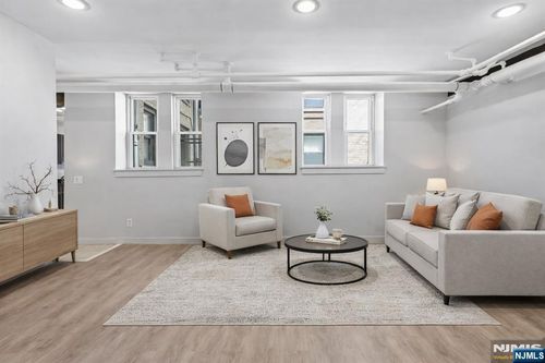 50 Reservoir Ave, Jersey City, NJ, 07307-2444 | Card Image