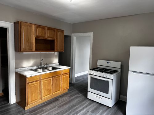 fl-3-19 Colonial St, Hartford, CT, 06106-3342 | Card Image