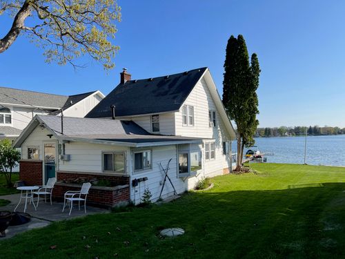 550 S Woodland Dr, Clarklake, MI, 49234-9757 | Card Image