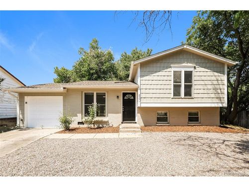 2551 S Kittredge Way, Aurora, CO, 80013-1460 | Card Image