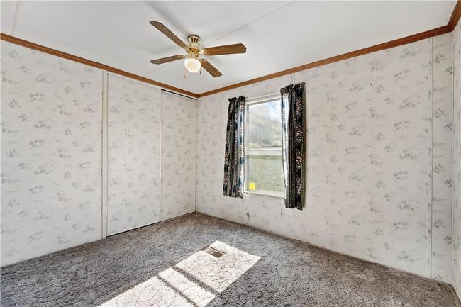 153 Wash Run Rd, House other with 3 bedrooms, 2 bathrooms and 3 parking in Indian Head PA | Image 17