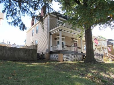 130 Noble Avenue, House other with 5 bedrooms, 3 bathrooms and 2 parking in Crafton PA | Image 3