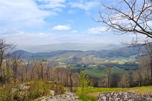 Lot 61 Rocky Pkwy, Banner Elk, NC, 28604 | Card Image