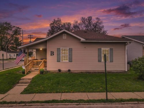 699 E 2nd St, Logan, OH, 43138-1751 | Card Image
