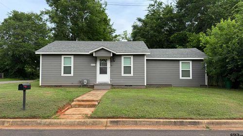 402 W Carolina St, Palestine, TX, 75803-7110 | Card Image
