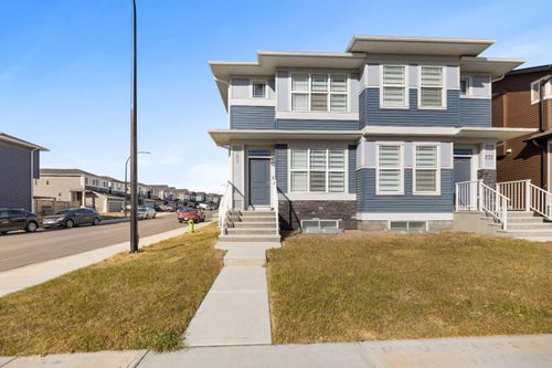 281 Creekside Blvd Sw, Calgary, AB, T2X4X9 | Card Image