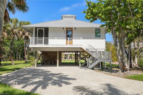 773 Cardium St, SANIBEL, FL, 33957-6703 | Card Image