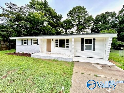8135 Madison Pike, Madison, AL, 35758-1440 | Card Image