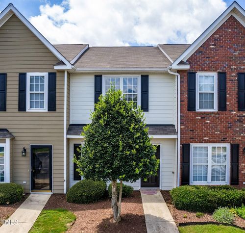 34 Belhaven Dr, Clayton, NC, 27520-4403 | Card Image