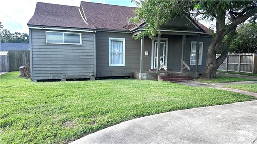 213 Doddridge Street, Corpus Christi, TX, 78411 | Card Image