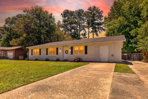 309 Logan Dr, Summerville, SC, 29483-3012 | Card Image