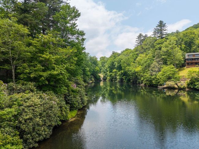 219 Hiwassee Rd, House other with 3 bedrooms, 4 bathrooms and null parking in Lake Toxaway NC | Image 57