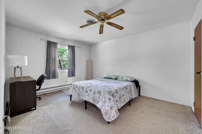 B - 5 Oregon Dr, Home with 2 bedrooms, 1 bathrooms and null parking in Whiting NJ | Image 20