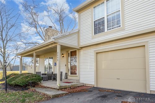 2059 Foxknoll Dr, Washingtn Twp, OH, 45458-1953 | Card Image