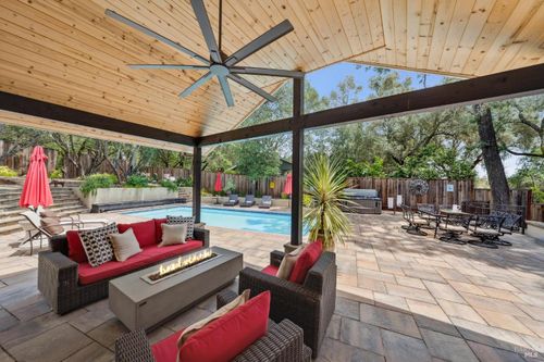 4880 Warm Springs Rd, Glen Ellen, CA, 95442-9709 | Card Image