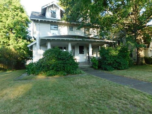 420 Front St, Berea, OH, 44017-1717 | Card Image