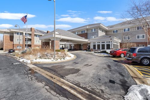 apt-124-801 N Mclean Blvd, Elgin, IL, 60123-2069 | Card Image
