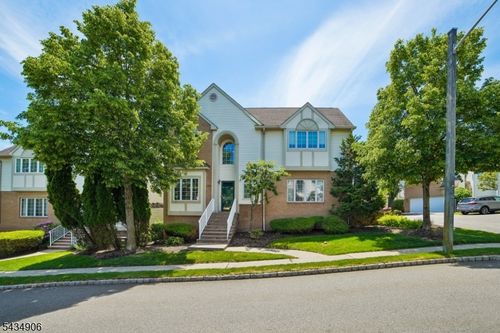 1098 Smith Manor Blvd, West Orange, NJ, 07052-4227 | Card Image