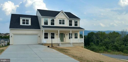 233 Kanter Dr, Strasburg, VA, 22657-1138 | Card Image
