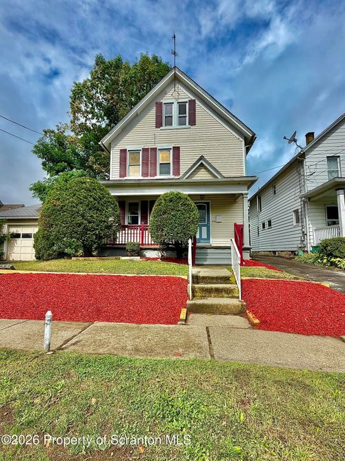 1715 Penn Ave, Scranton, PA, 18509-1927 | Card Image