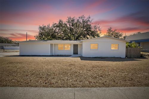 311 Ne 5th St, Mulberry, FL, 33860-2138 | Card Image