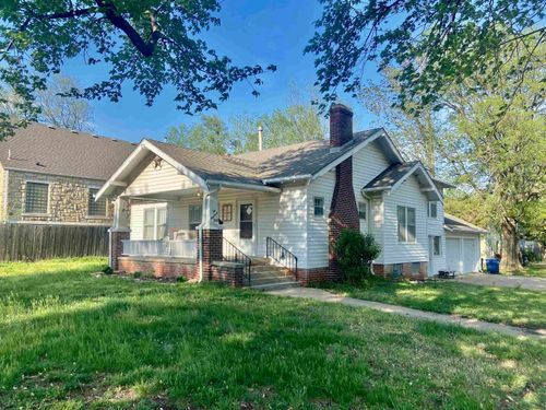 200 E Broadway Ave, Augusta, KS, 67010 | Card Image