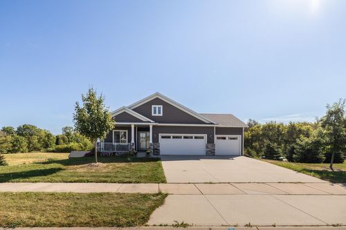 611 Nelson Drive, Wanamingo, MN, 55983 | Card Image