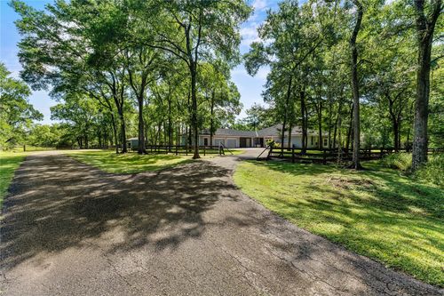 433 Mackhank Road, Needville, TX, 77461 | Card Image