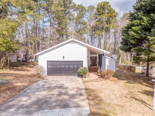 6788 E Woodridge Pl, Douglasville, GA, 30135-1508 | Card Image