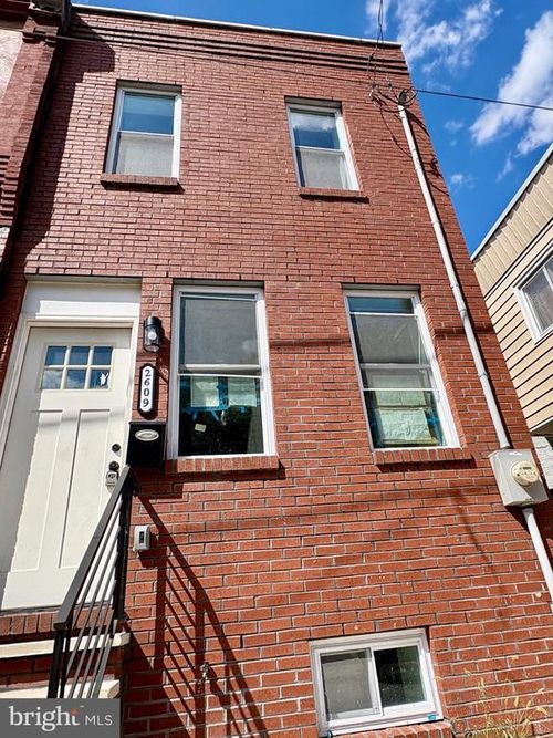 2609 Earp St, PHILADELPHIA, PA, 19146-3824 | Card Image