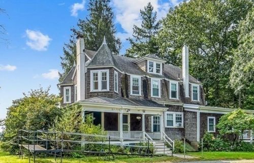 48 Neal Gate St, Scituate, MA, 02066-4427 | Card Image