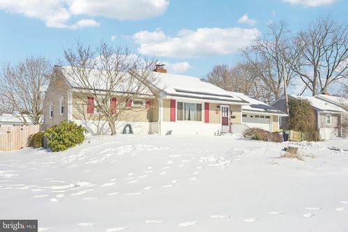 217 Southerland Dr, NEW CASTLE, DE, 19720-4727 | Card Image