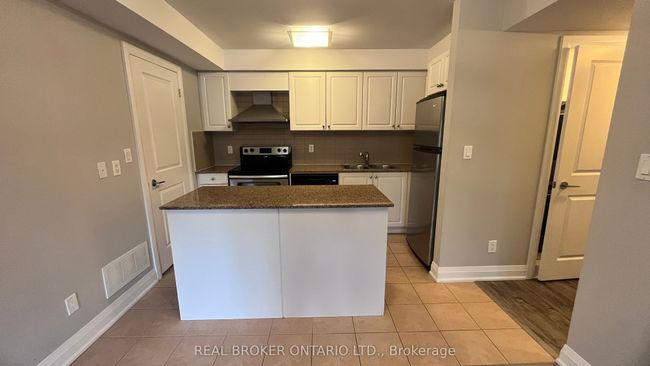 214 - 320 John St, Condo with 2 bedrooms, 2 bathrooms and null parking in Thornhill ON | Image 6