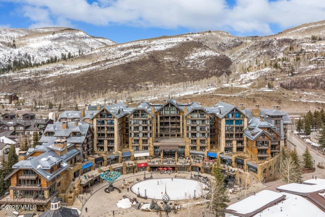 C - 141 E Meadow Dr, Condo with 2 bedrooms, 3 bathrooms and 1 parking in Vail CO | Image 39