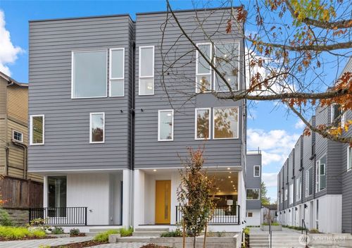 b-2009 S Norman St, Seattle, WA, 98144-2941 | Card Image