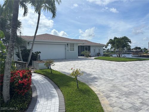 1951 Se 32nd Street, CAPE CORAL, FL, 33904 | Card Image
