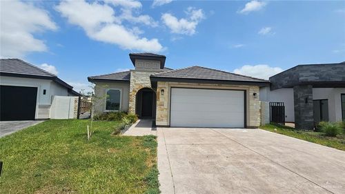 2721 W Chesterfield Ave, Edinburg, TX, 78539-2492 | Card Image