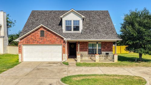 604 Holiday Hills Dr, Mineral Wells, TX, 76067-9522 | Card Image