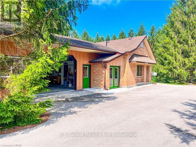 81276 Westmount Line, House other with 3 bedrooms, 4 bathrooms and 10 parking in Goderich ON | Image 32