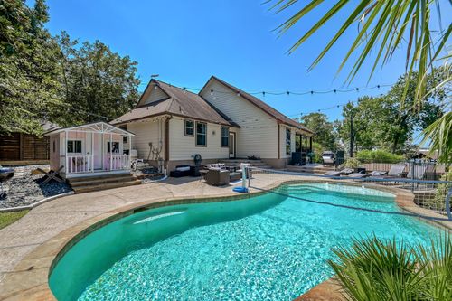 13847 Parkway Manor Dr, Willis, TX, 77318-5452 | Card Image