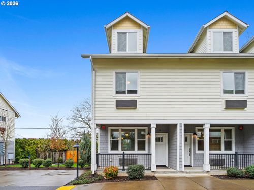 114 Ne 109th Ave, Portland, OR, 97220 | Card Image