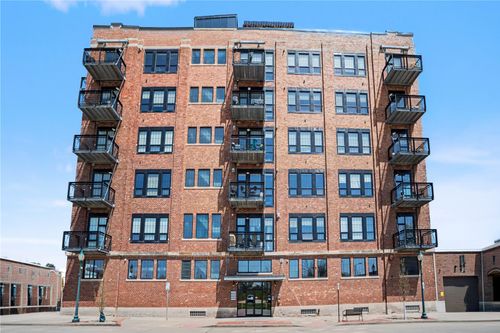 apt-208-900 2nd St Se, Cedar Rapids, IA, 52401-2229 | Card Image