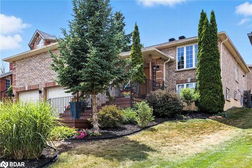 20 Pacific Ave, Barrie, ON, L4M7E4 | Card Image