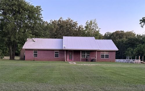 3176 E 2030 Rd, Sawyer, OK, 74756-5012 | Card Image