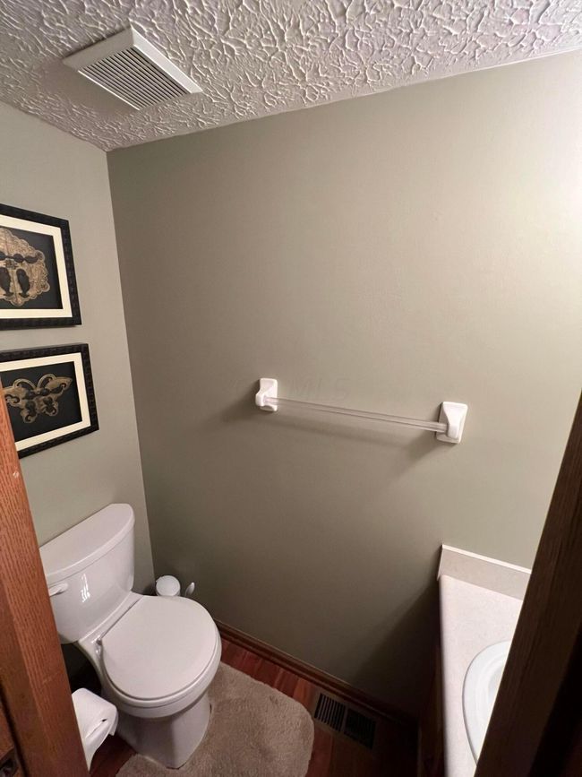 946 Lateglow Ct, House other with 3 bedrooms, 3 bathrooms and null parking in Newark OH | Image 37