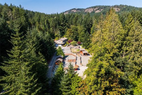 4466 Lindholm Rd, Metchosin, BC, V9C3Y1 | Card Image
